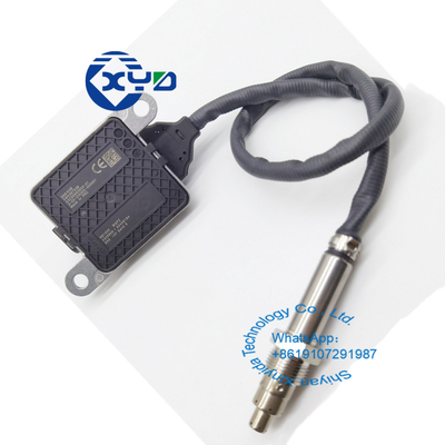 Sensor del oxígeno del nitrógeno 4326869 5WK96753B para el cuadrado cuatro Pin Black Plug de Cummins